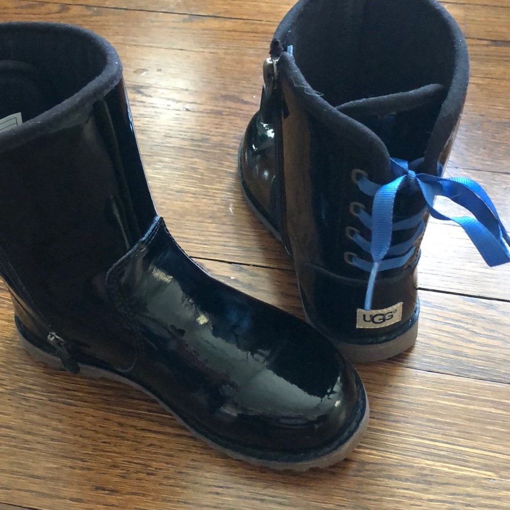 UGG patent rain/weather boots